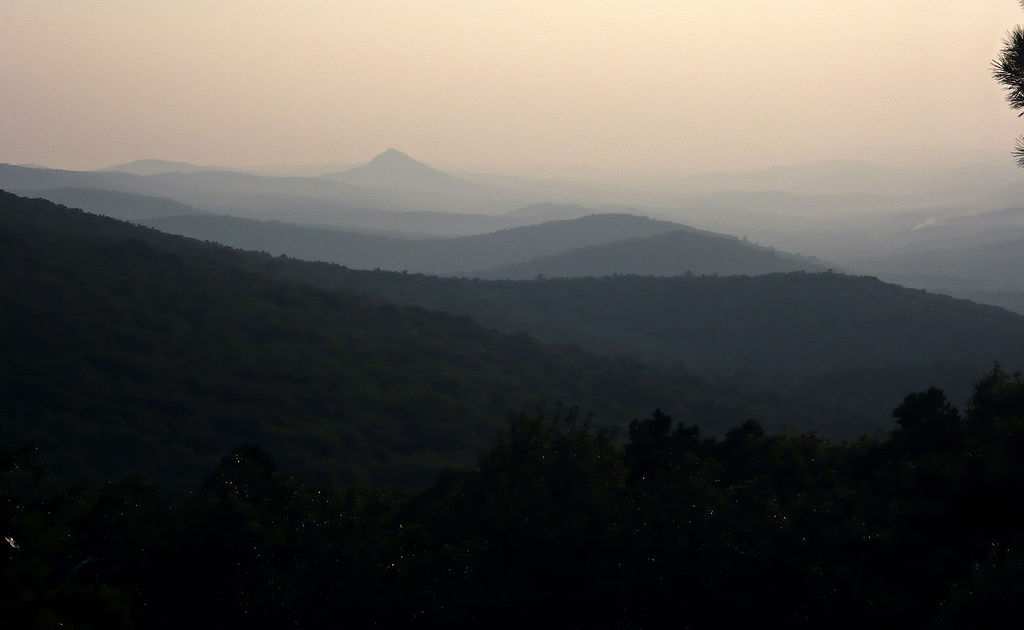 Ouachita_Mountains.jpg