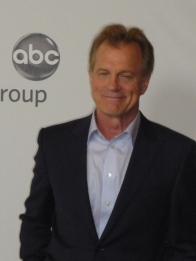 StephenCollins.jpg