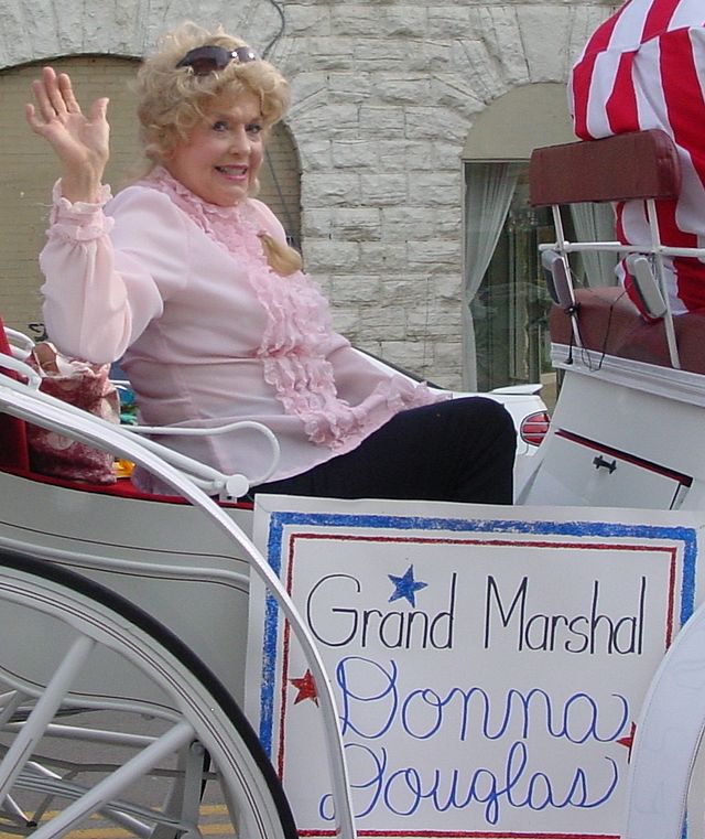 Donna_Douglas.jpg