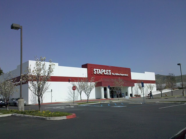 Staples.jpg