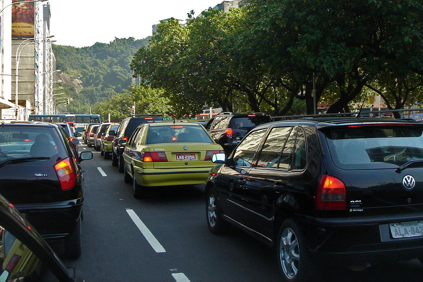 846px-Traffic_jam_Rio_de_Janeiro_03_2008_28.JPG