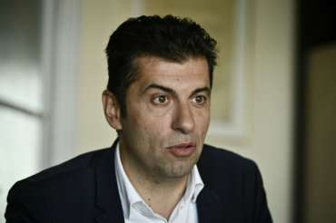 Old conservative Conservative versus reformer in polls in Bulgaria - Vimarsana News